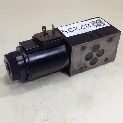 USED VICKERS DG4V-3S-2AL-M-U-HL7-60-EN490