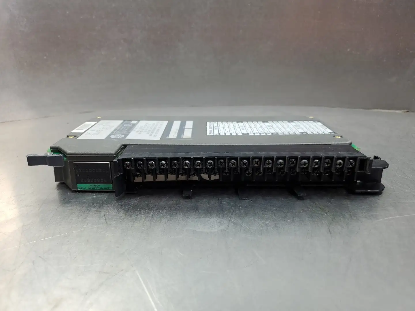 USED Allen-Bradley 1771-OQ16 Ser. A Isolated 24VDC Output Module, Firm. Rev. A
