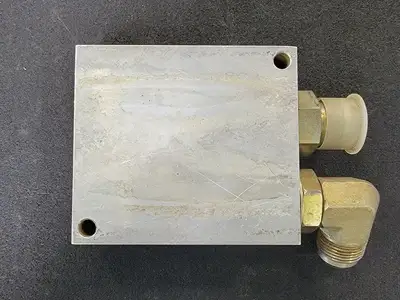 Pneumatic Valve Base No. DSHB3260, 1" NPT Port, Aluminum