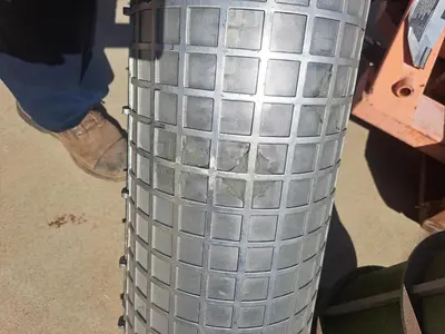 USED BROWN 100