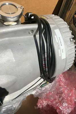 BOC EDWARDS XDS 35i DRY SCROLL VACUUM PUMP