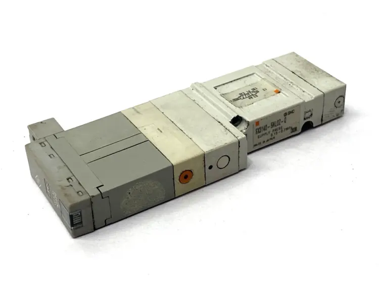 Used SMC PNEUMATIC SOLENOID VALVE Solenoid Valves Michigan US | Maverick Industrial Sales #1090945
