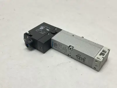 VSVA-B-M52-MZD-A2-1T1L | Festo  Pneumatic Solenoid Valve 539185 - New Other