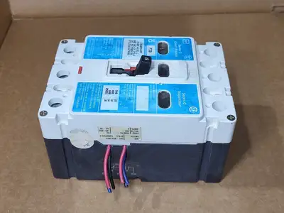 Used EATON CUTLER-HAMMER FDB3015S Switchgears British Columbia CA | Lenmark #477711
