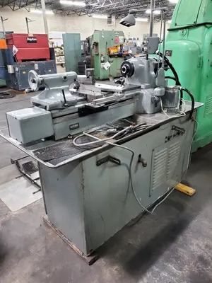 USED 1971 HARDINGE HLV-H