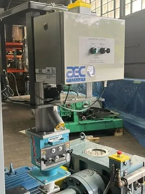 2014 CROWN 2" extruder Extruders, Low Boy 1.6" - 2.5""" | Mark One Machinery (38)