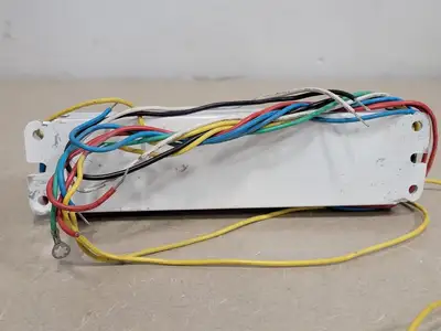 USED STOCKER & YALE INC. SY27DT8
