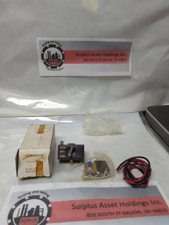 New | in-Stock SIEMENS 25-107-200-801 Miscellaneous Equipment (Electrical & Power) Ohio US | Surplus Asset Holdings #1237997
