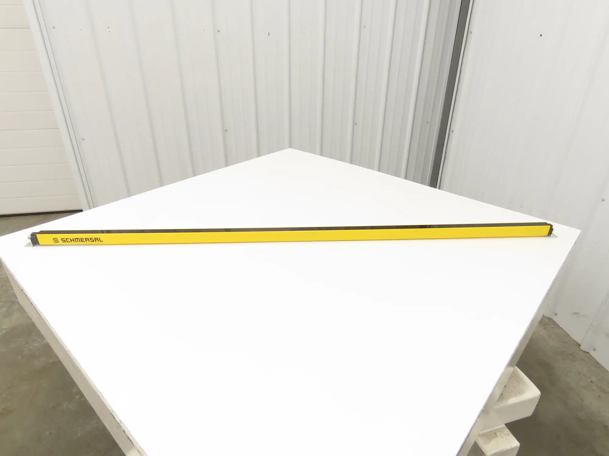 Schmersal SLC440COM-E-1450-14 Safety Light Curtain Transmitter Only