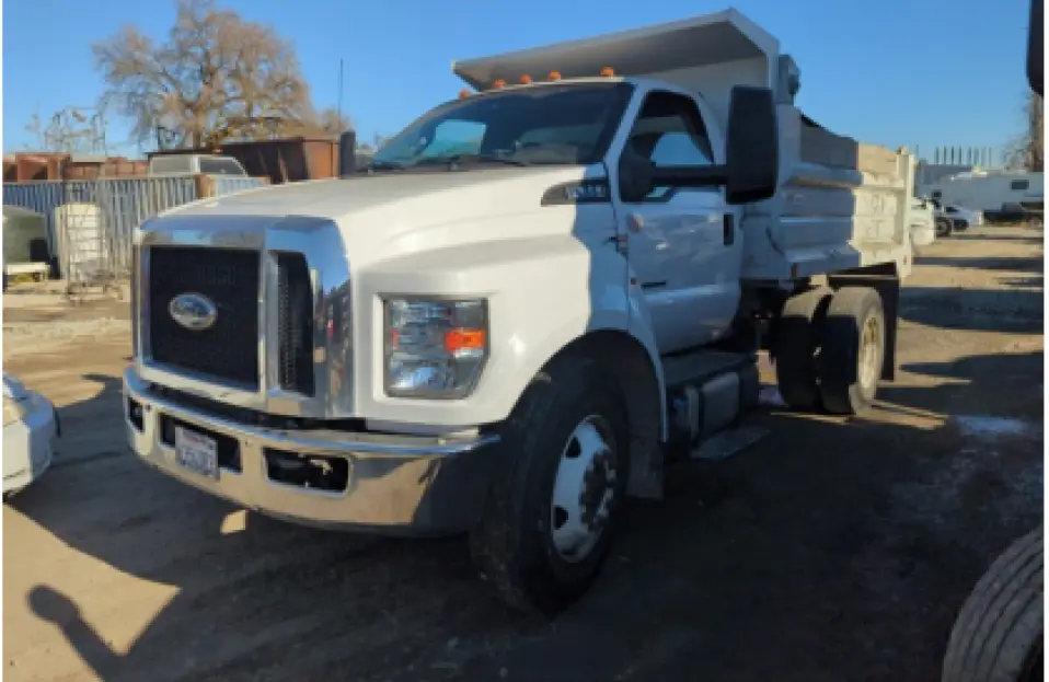 USED 2023 FORD F650