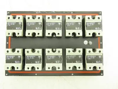 Carlo Gavazzi RM1A48D50S18 Solid State Relay 480V 50A SSR Heat Sink w/10 Relays