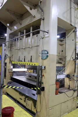 USED 2001 SUTHERLAND SD3-300-84-48-C