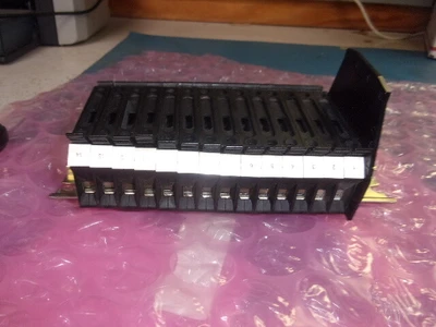 USED PHOENIX CONTACT UK6.3-HESI