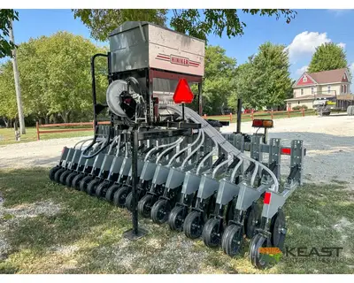 Used HINIKER _UNKNOWN_ Seeders Iowa US | Keast Enterprises #1360324