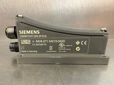 Siemens 6AV6 671-5AE10-0AX0 Connectivity Box DB Plus 24Vdc (4.4.4)