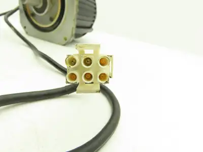 Yaskawa SGMDH-12A2A-YR13 1150W 5.49Nm 2000RPM 200V AC Servo Motor