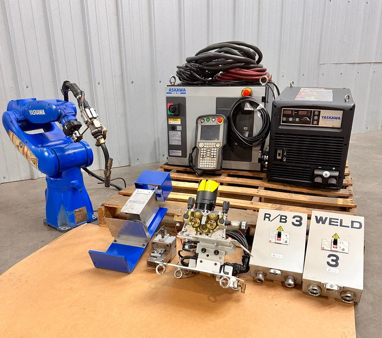 Used YASKAWA AR700 Robots Kentucky US | Industrial Parts R Us Inc. #383430