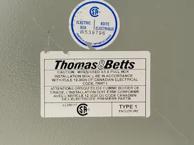 USED THOMAS & BETTS 10104D