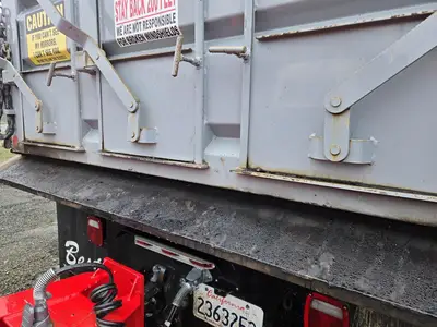 USED 2020 KENWORTH T270