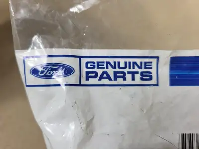 NEW FORD 6C3Z-6C640-A