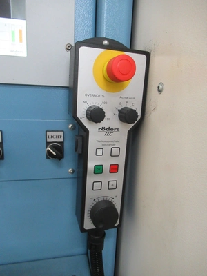 Used ROEDERS RFM 600 Vertical Machining Centers Minnesota US | Machinesused.com #1503507