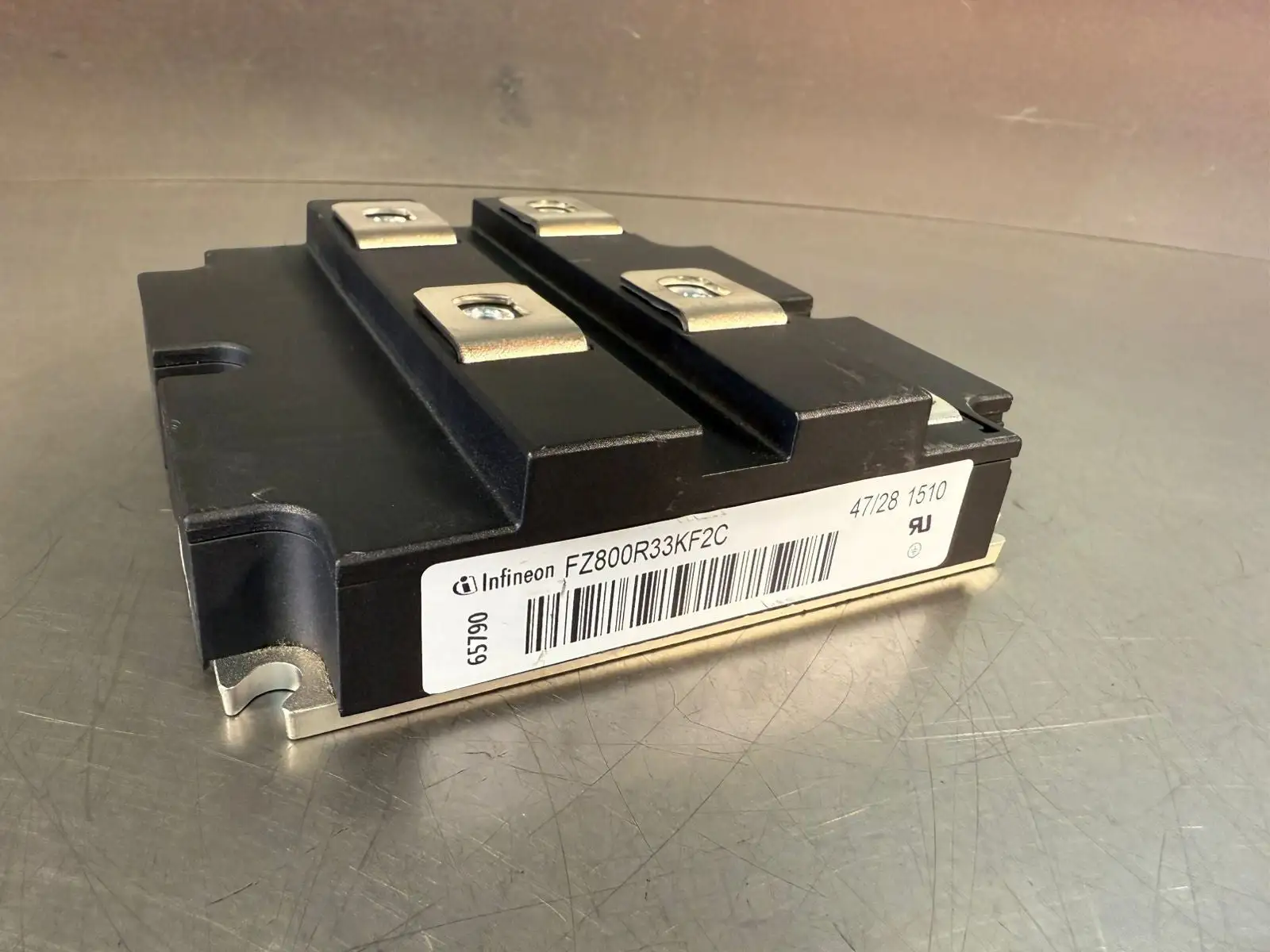 Infineon FZ800R33KF2C Power Module (1.5.5)