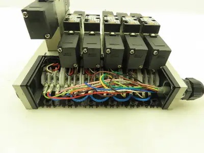 SMC VV5FS2 Plug-In 6-Station Manifold Control Unit VFS2000 Solenoid Valve Bank