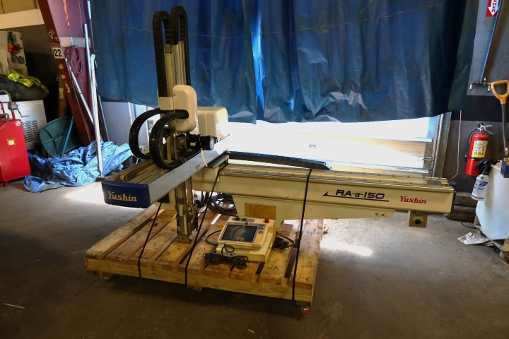 Used 2014 YUSHIN RA-150DL Robots | Hunter Plastics #788782