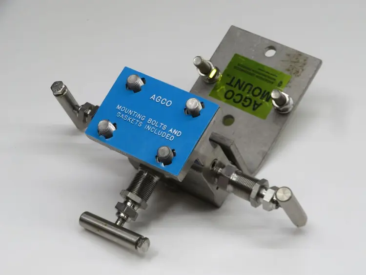 New | in-Stock ANDERSON GREENWOOD M4THIS-4-AMS-SG-SSC Valves/Fittings Texas US | Aucto #1307067