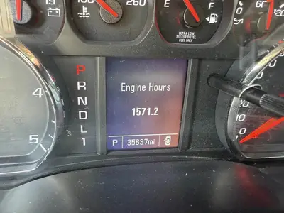 USED 2022 CHEVROLET W5500