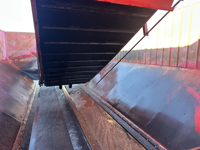 Used _UNKNOWN_ _UNKNOWN_ Seed Tenders Idaho US | Tri-Steel Manufacturing #1557085