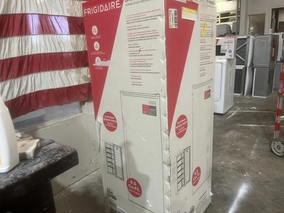 Used FRIGIDAIRE UPRIGHT FREEZER Freezers Michigan US | Miedema Asset Management Group #1413765