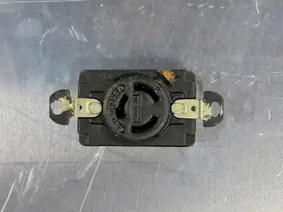 USED HUBBELL 2310