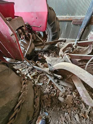 INTERNATIONAL 550 plow | Iron Listing (6)