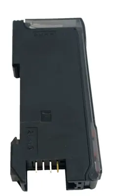 NEW OMRON E2C-EDA8 PROXIMITY SWITCH E2CEDA8
