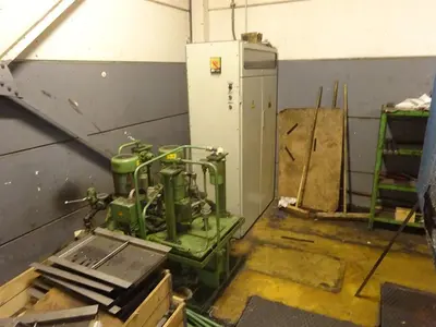 USED MULLER ZE 160 TON + 100 TON