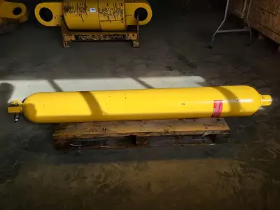 USED KOMATSU PC2733