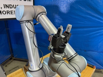 2018 UNIVERSAL ROBOTS UR10 6 Axis Robots | K.B. Industries LLC (8)