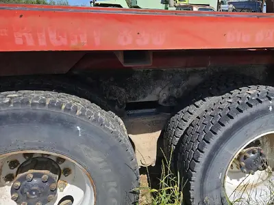 USED TON-RIGHT 890