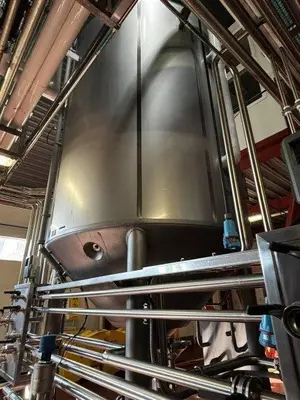 MUELLER 4,150 GALLON Stainless Steel Tanks | Perry Equipment (4)