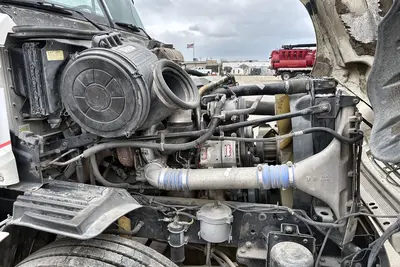 Used 2005 FREIGHTLINER COLUMBIA Conventional trucks Texas US | Proxy Equipment #1385419