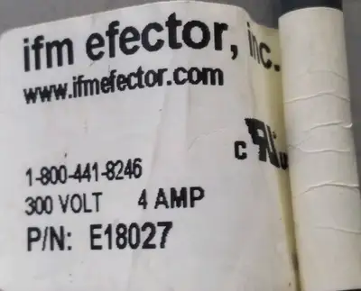 IFM Efector E18027 Female Cordset Loc5E6