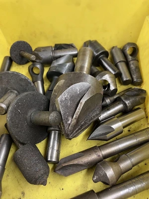 Used _UNKNOWN_ _UNKNOWN_ Chamfering & Deburring Tools Michigan US | Miedema Asset Management Group #1360936