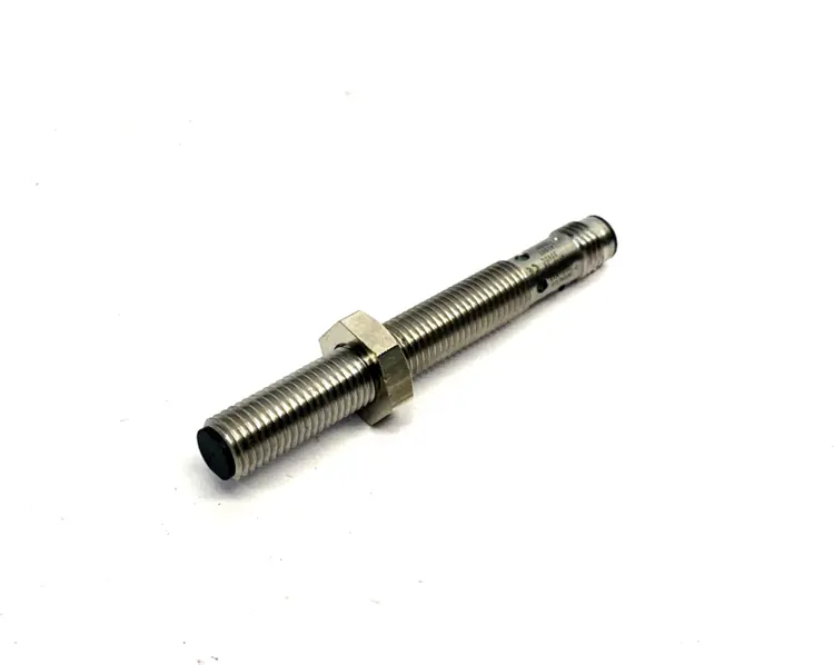 Used Omron E2B-S08LS02-MC-B2 Proximity Sensors Michigan US | Maverick Industrial Sales #1394331