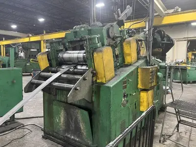 25000 LB X 24" X .250" COIL CRADLE STRAIGHTENER