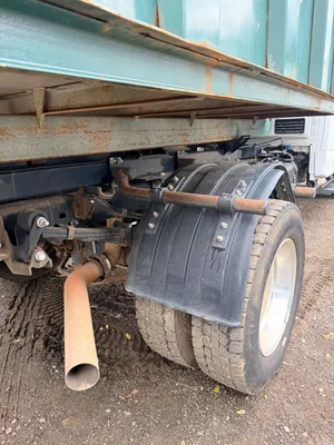2022 FORD F-600 SD XLT Hooklifts & Roll-Offs | Simonson Equipment (22)