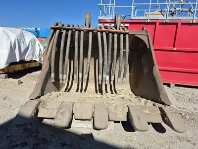 EX1200 Excavator Bucket