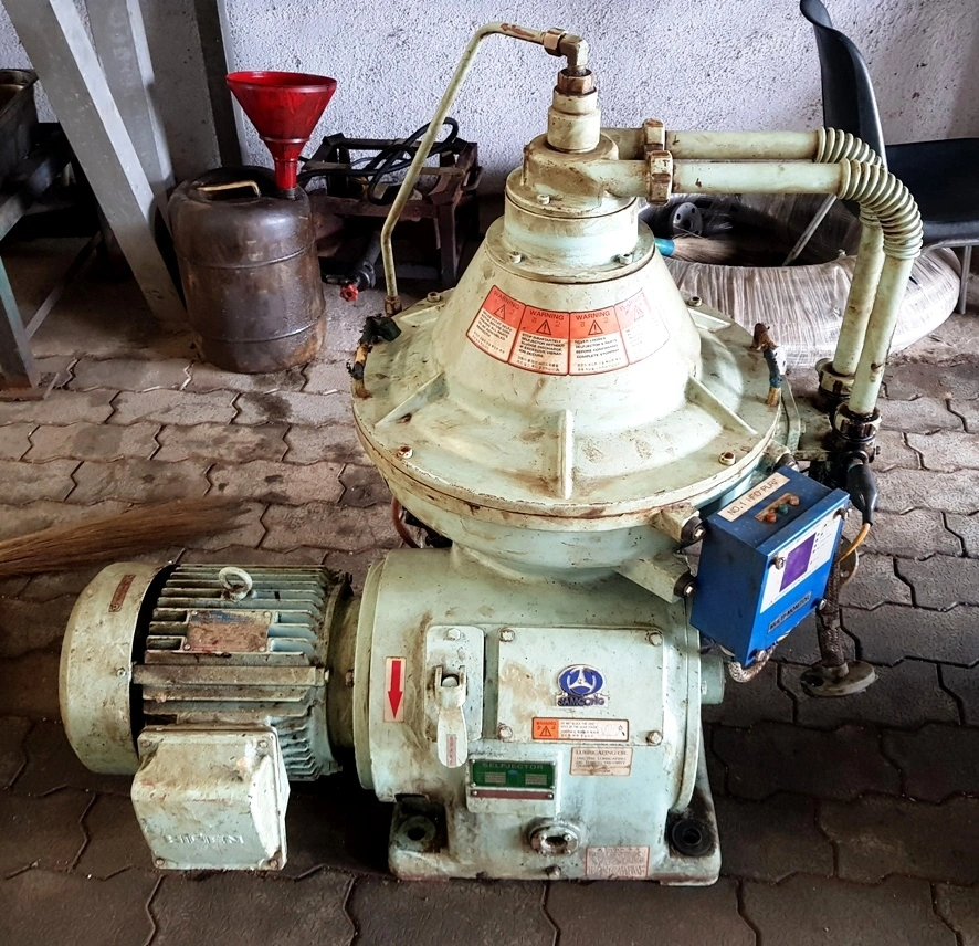Mitsubishi SJ-35H self-cleaning oil purifier, SS bowl.