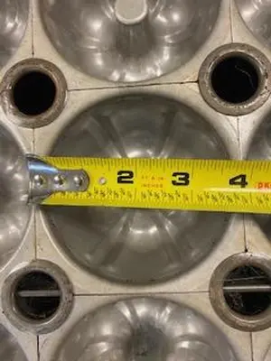 MINI BUNDT-LETTE PANS
