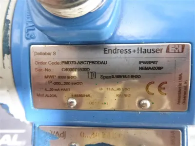 Endress+Hauser PMD70-ABC7FBDDAU Deltabar S Pressure Transmitter w/Bracket Used